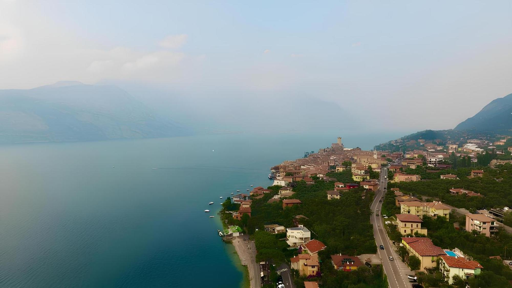 Appartamento Perla Del Lago - Enchanting Lake View Malcesine Dış mekan fotoğraf